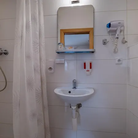 Aparthotel Dreams 2*